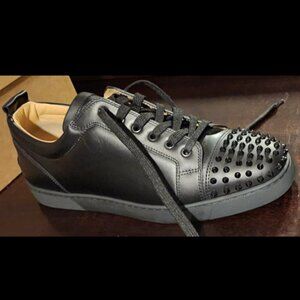 Christian Louboutin - Men's Louis Junior Spikes Flat Calf - Size 46 - Black
